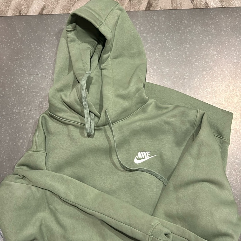 Nike moss green men’s hoodie sweatshirt size small